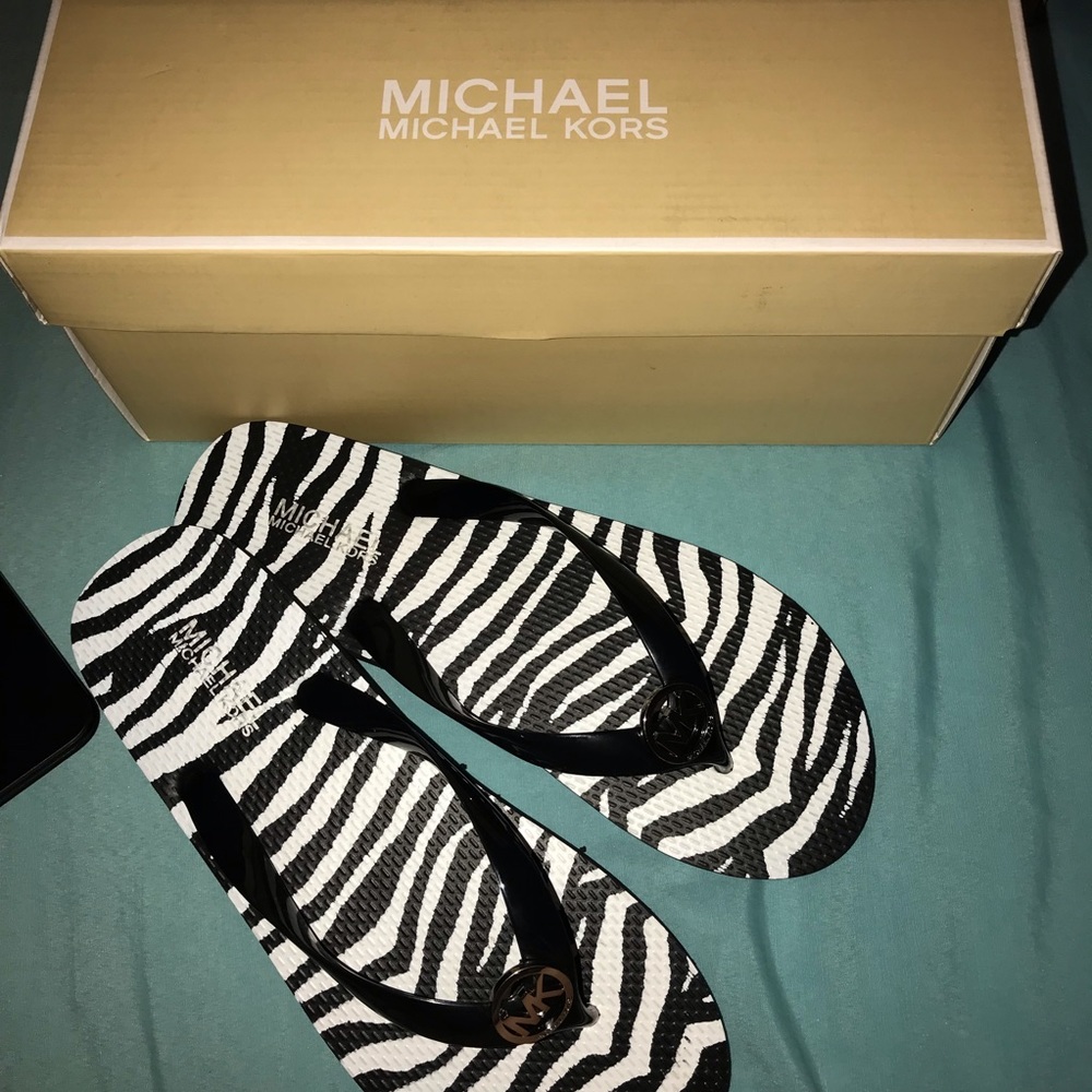 NEW Michael Kors flip flops